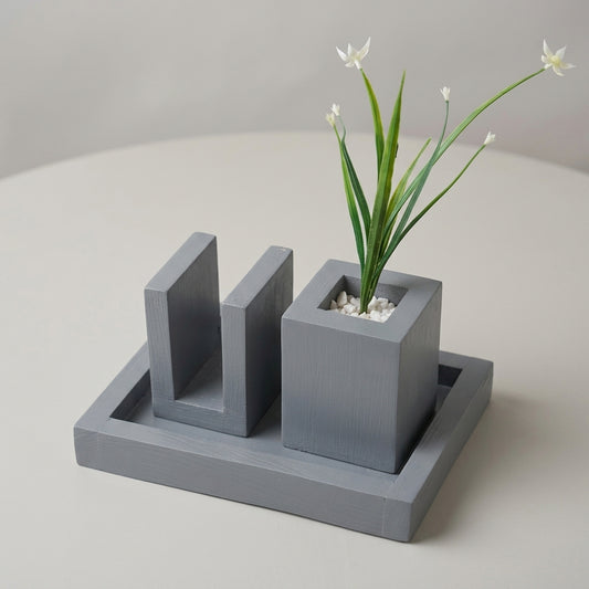 Flower Pot with Tray — Studio. NovoBiz b351decf-6bb8-4349-ae73-730255c76e9c