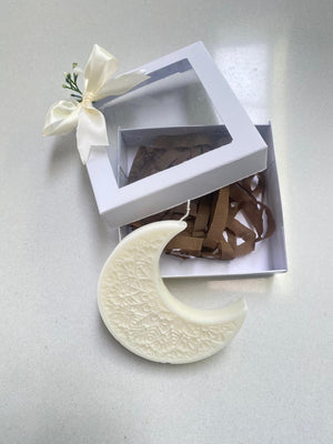 Moon Candle
