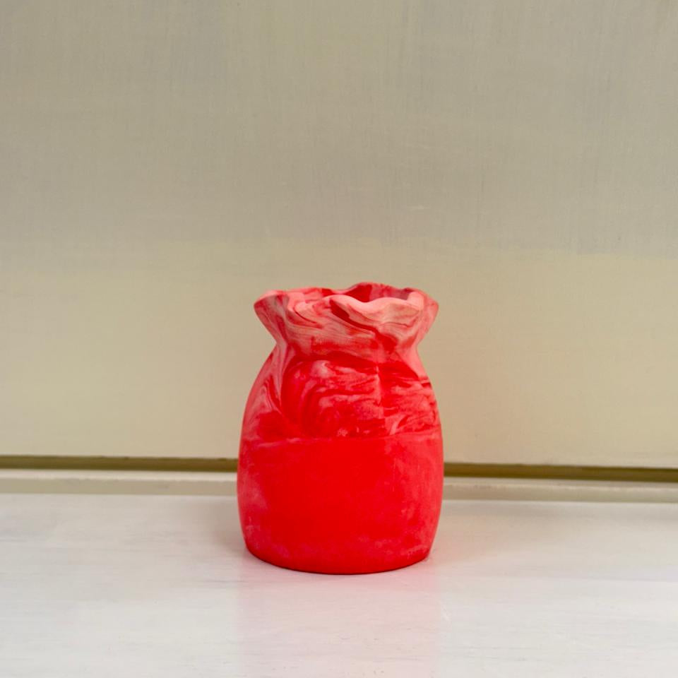 Wavy Rim Flower-Vase