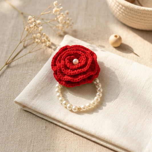 Crochet Garland with Pearls — Hero. Styling props are not included. NovoBiz 3333b067-0e7f-4e2d-a9fd-6b3a658dd5b6