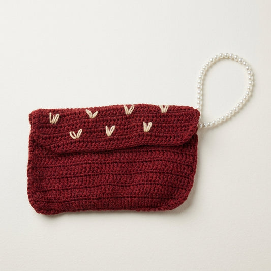 Crochet Pouch — Studio. NovoBiz 50e5af1f-86ca-48ac-baa5-e07f59117449